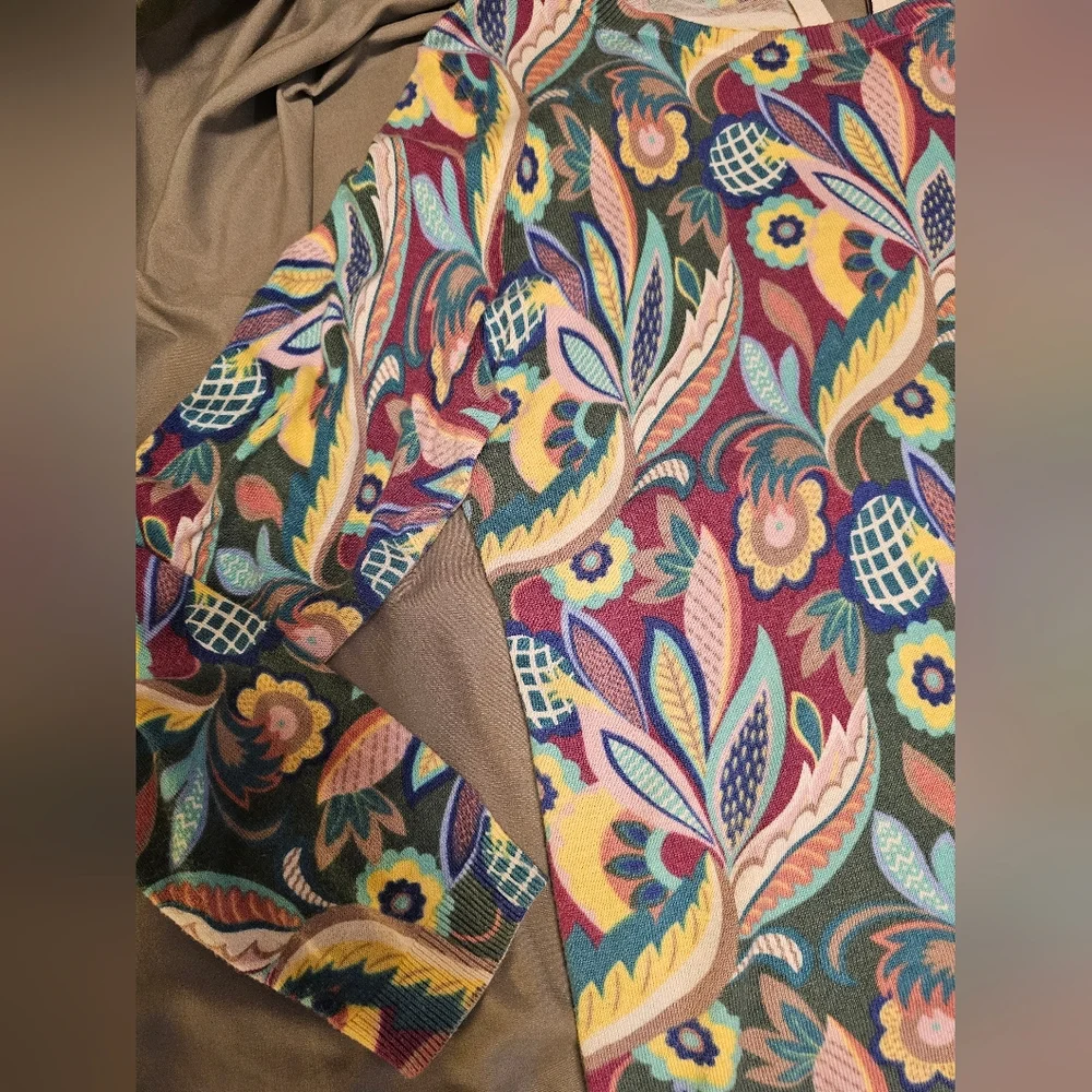 Women's Size L Talbot's  Colorful Patterned Long Sleeve Sweater SOFT - Picture 12 of 13